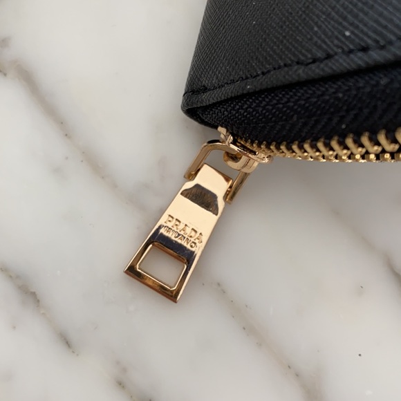 Black wallet NWOT - Picture 3 of 3